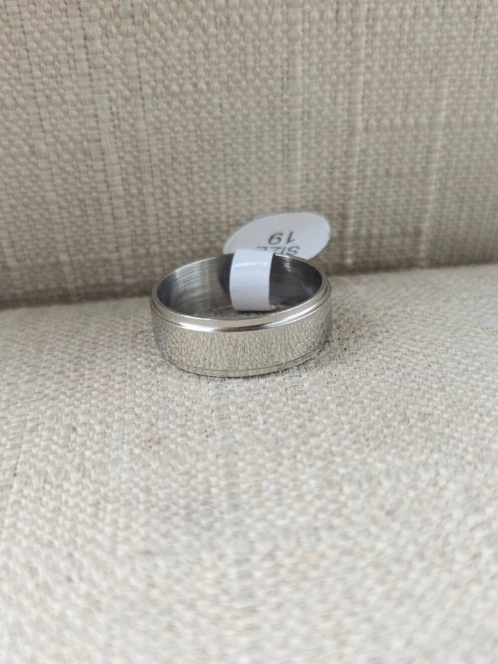 Fashion Ring Band Silver Tone Fashion Finger Jewelry Stainless Steel Size 8.5 - Picture 6 of 10